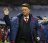 Incroyable: Van Gaal mime la chute d'un Gunner !