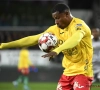 Ostende donne un contrat à la semaine à l'un de ses joueurs expérimentés et a le frère de Mandanda en test