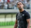 Ronaldinho s'essaie avec brio au Teqball