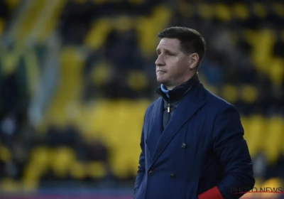 Hommage à Glen De Boeck, puis défaite du RSCA Futures 