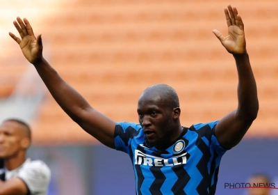 🎥 Des supporters de l'Inter prennent pour cible Romelu Lukaku lors de la célébration du doublé