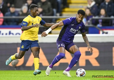 Critiqué par son coach, un ancien d'Anderlecht cherche une solution de dernière minute 