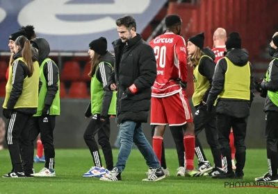 Jamais il n'avait vécu ça au Standard ou à Bruges : Carl Hoefkens humilié, le NAC prend une décision forte