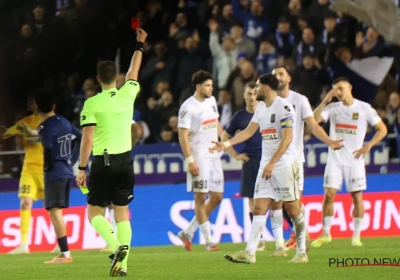 🎥 Sérieux coup de pouce pour Genk : Westerlo méritait-il vraiment de finir le match à dix ?