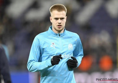 Roberto De Zerbi réagit à l'altercation entre Arthur Vermeeren et Geoffrey Kondogbia : "Je paierais pour ça"