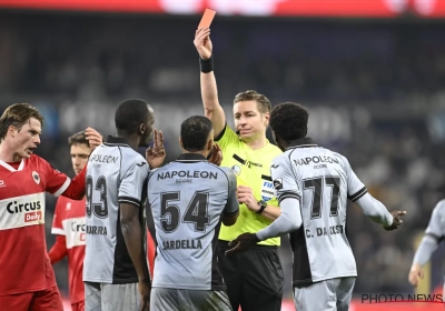 La crise est bel et bien là : Anderlecht termine... à 9 et s'incline face à l'Antwerp 