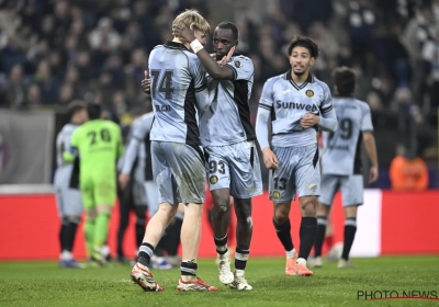 🎥 "Diarra est stupide et dangereux" : le commentateur de DAZN se lâche après l'exclusion de l'Anderlechtois