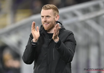 L'Eurostar ne passe pas deux fois : Edward Still et Karim Belhocine présentés en grande pompe