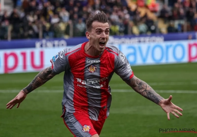 🎥 Submergé par l'émotion : quand Jamie Vardy permet à un Belge d'inscrire son premier but en Serie A