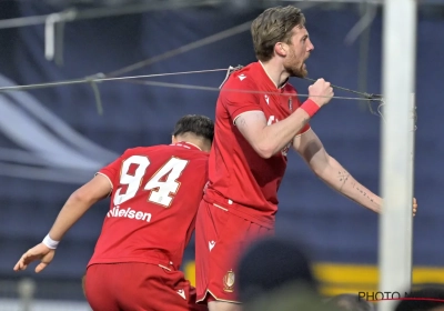 Sur le gong, Tobias Mohr offre le choc wallon au Standard, qui ne laisse pas filer le Racing Genk