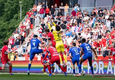 Charleroi s'en sort bien : "Le pire match de nos Playoffs !"