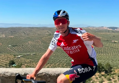 Remco Evenepoel célèbre le titre d'Arsenal à l'entraînement : "Allez les Gunners"