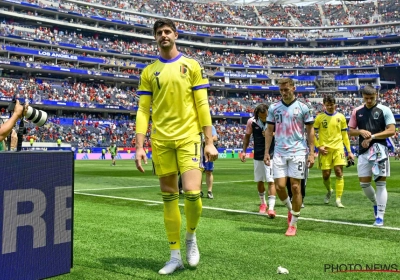 "Il devra chanter la Brabançonne" : Thibaut Courtois accueille Mark Van Bommel à sa manière