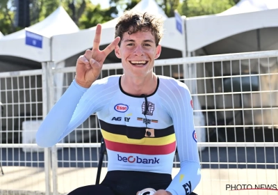 Le nouveau Remco Evenepoel ? Un ancien footballeur belge décroche une médaille aux Mondiaux de cyclisme