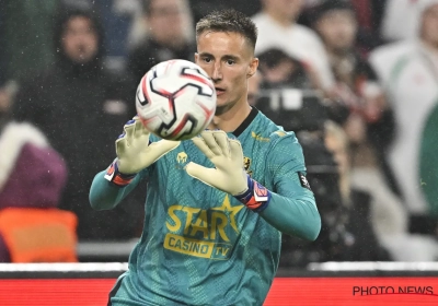 Son 3e match professionnel à 24 ans : un ancien de l'académie du Standard titulaire à Sclessin avec Dender