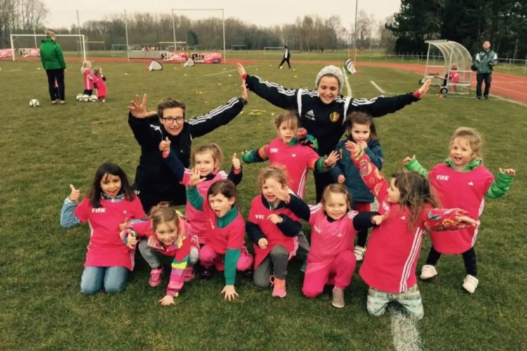 Des stages de foot féminin de haut niveau cet été
