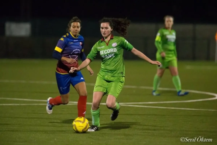 Les filles du Essevee aussi se renforcent