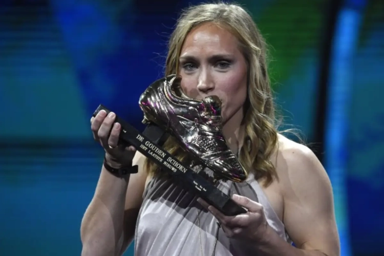 Janice Cayman, Soulier d'Or féminin: "Je ne m'y attendais pas!"