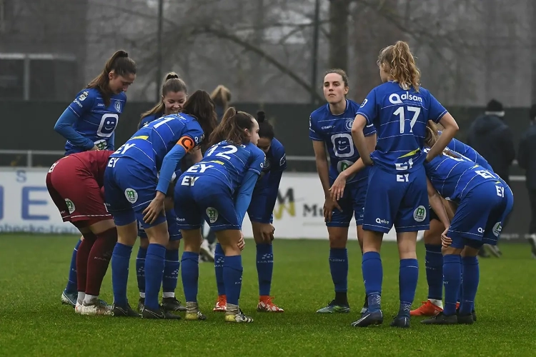 Charleroi lourdement battu par Gand en PO2