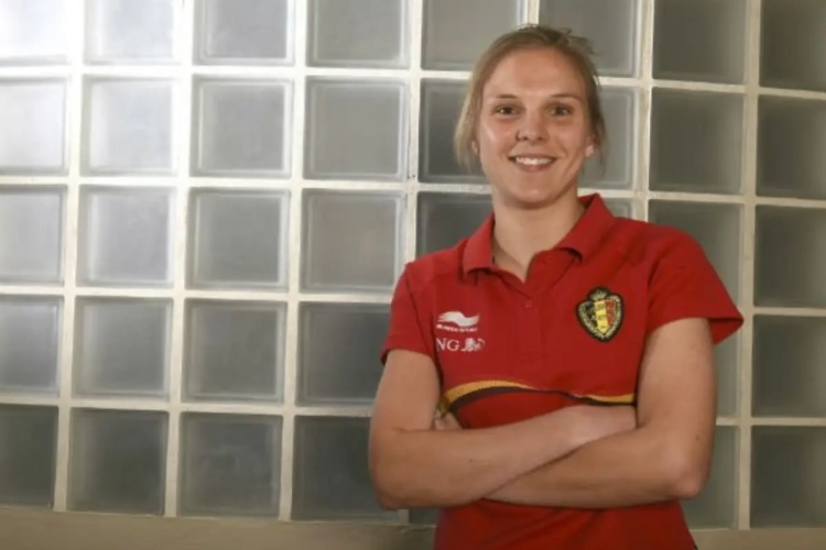 Une Red Flame sort de la zone rouge avec son club