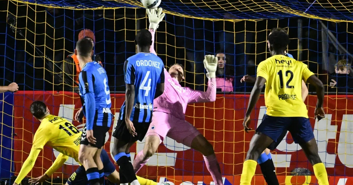 🎥 Simon Mignolet, l'arrêt miracle pour empêcher la victoire de l'Union : 